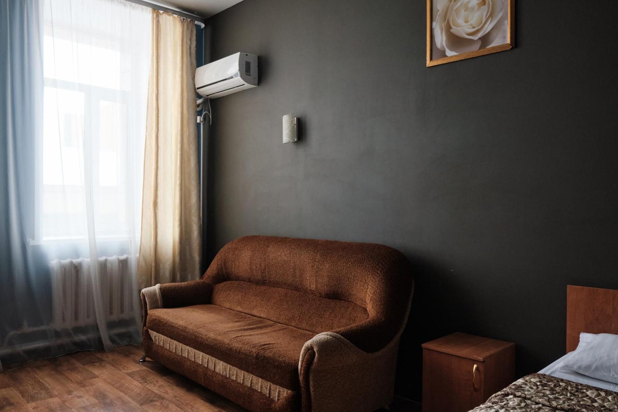 Hotel Europa Szemej Kültér fotó