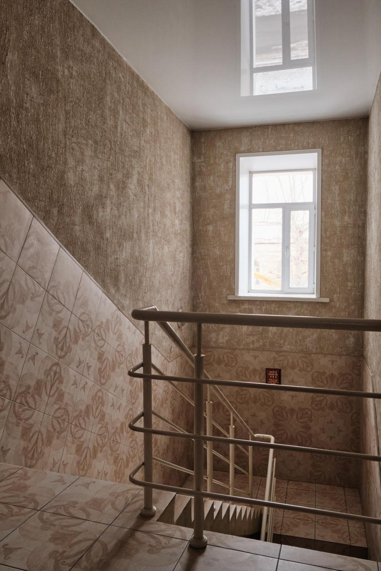 Hotel Europa Szemej Kültér fotó