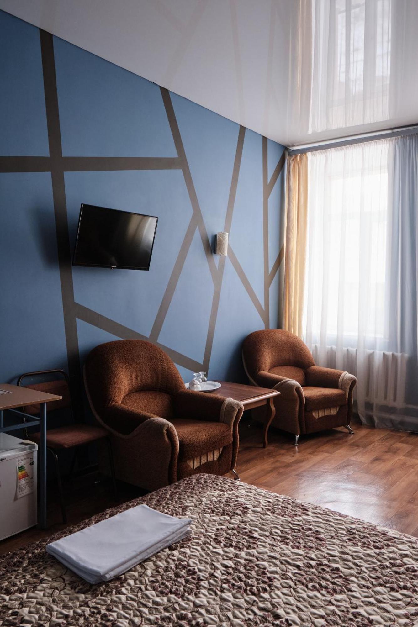 Hotel Europa Szemej Kültér fotó