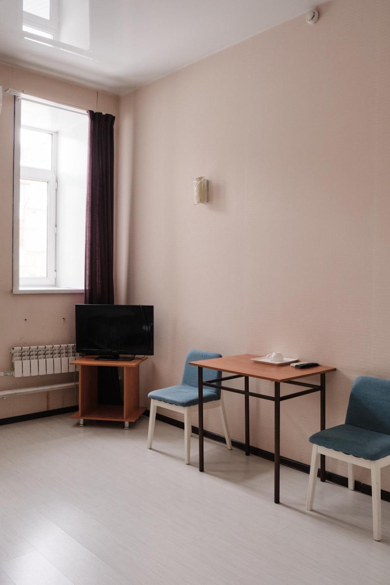 Hotel Europa Szemej Kültér fotó