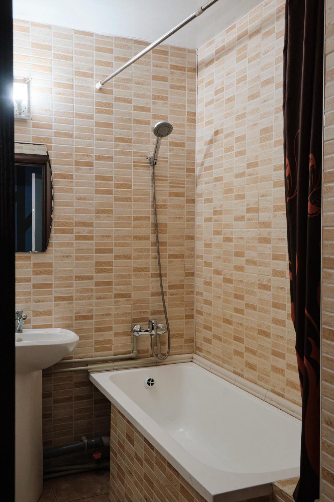 Hotel Europa Szemej Kültér fotó